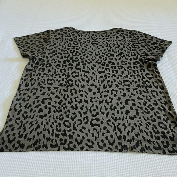 Lucky🍀 Brand Leopard🐆 Print Top - Picture 13 of 13